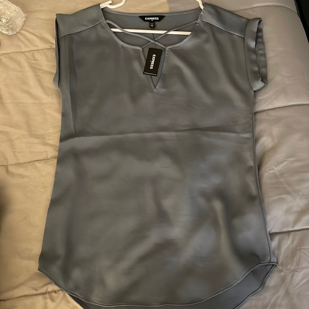Grey/blue small sleeve shirt never worn has tags